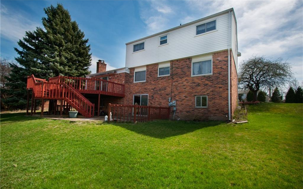 Homes for Sale in 36538 Saxony Rd, Farmington Livonia MI
